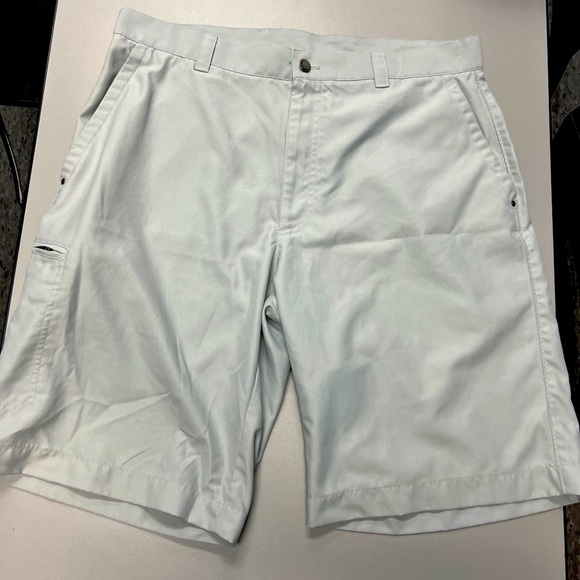 Callaway Other - Calloway Golf Shorts Gray Flat front Shorts Mens 34 X 10’ Inseam